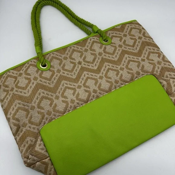 VERA BRADLEY Straw Beach Tote Natural Chevron Embroidered Floral Green Lined - Picture 4 of 6